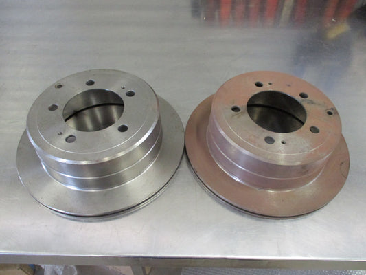 Toyota Landcruiser FZJ105-HZJ105 Genuine Rear Brake Rotors (Pair) New Part