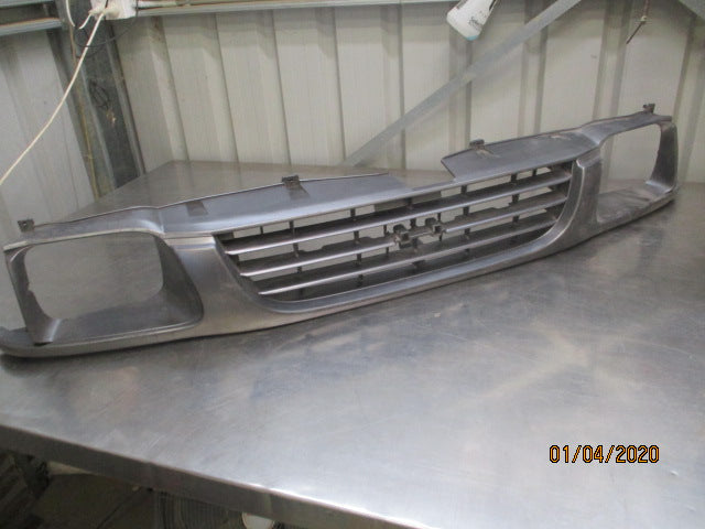 Tong Yang Front Grille Suits Holden TF Rodeo New Part