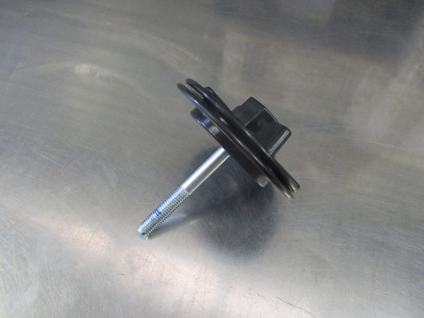 Hyundai Tucson/IX35/Kia Sportage Genuine Spare Tyre Fixing Bolt New Part