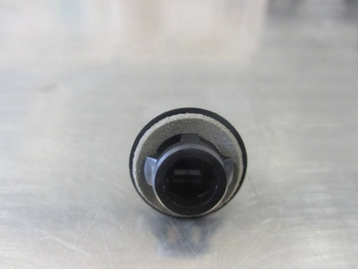 Nissan Murano/Altima/Maxima/GT-R Genuine Air Drafter Valve New Part
