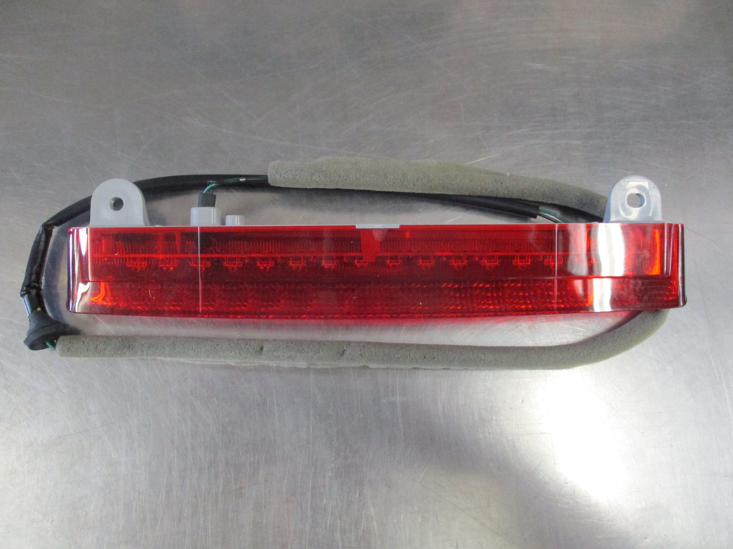 Nissan Bluebird 2000-2003 Rear Spoiler Lamp New Part