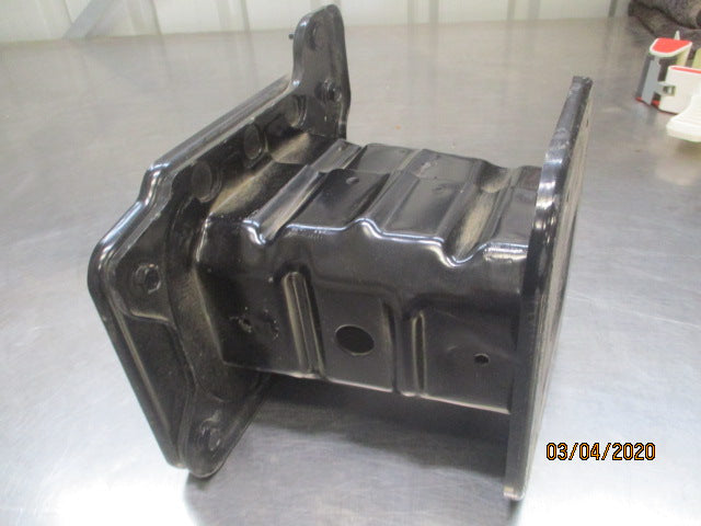 Holden CG5 Captiva Genuine Left Hand Front Bumper Bar Bracket New Part