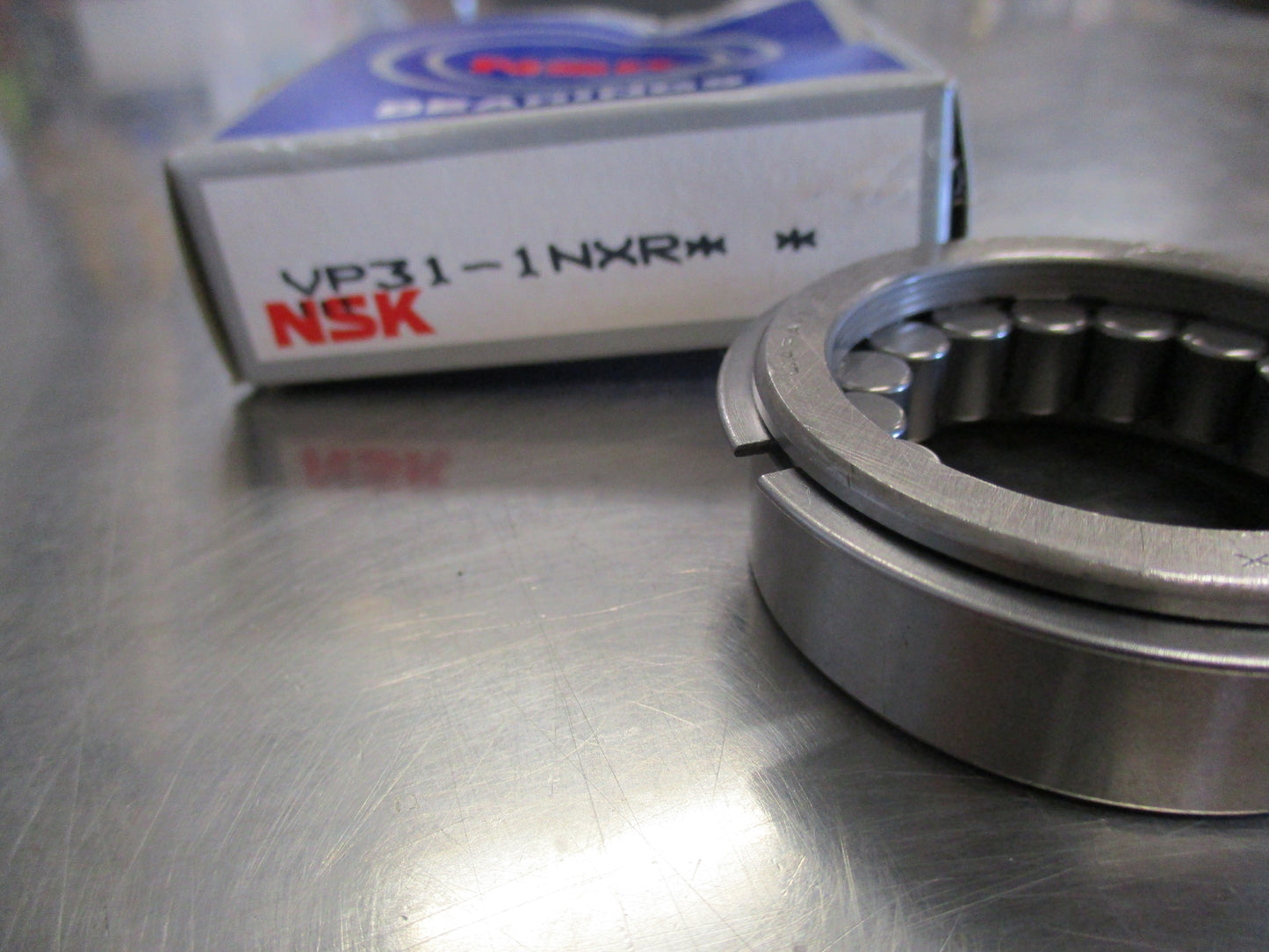 NSK Radial Cylindrical Roller Bearing Single Row Suits Toyota 4Runner/ Hilux New Part