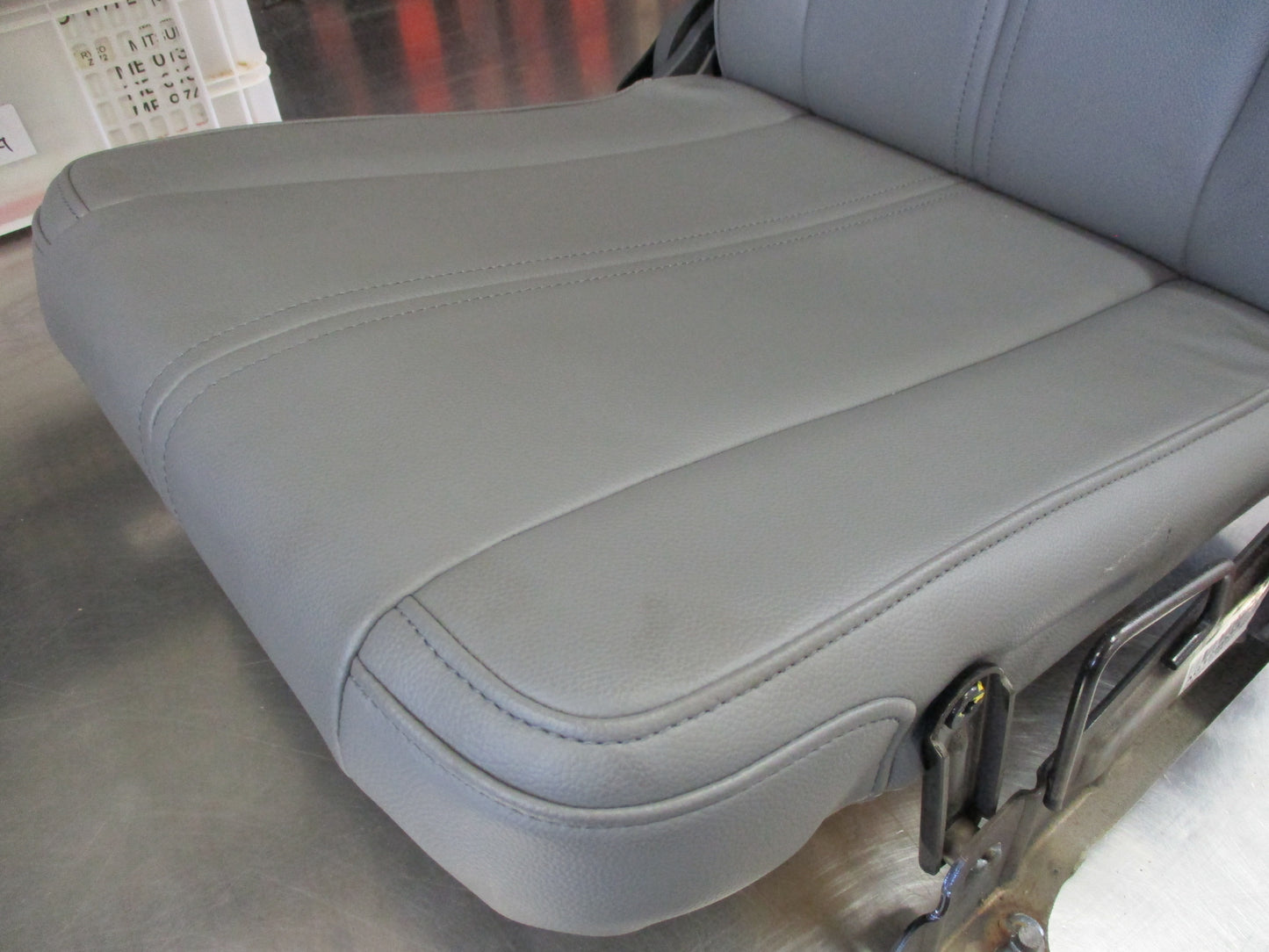 Holden Colorad7/Trailblazer Genuine Leather 3Rd Row Drivers Seat New Part