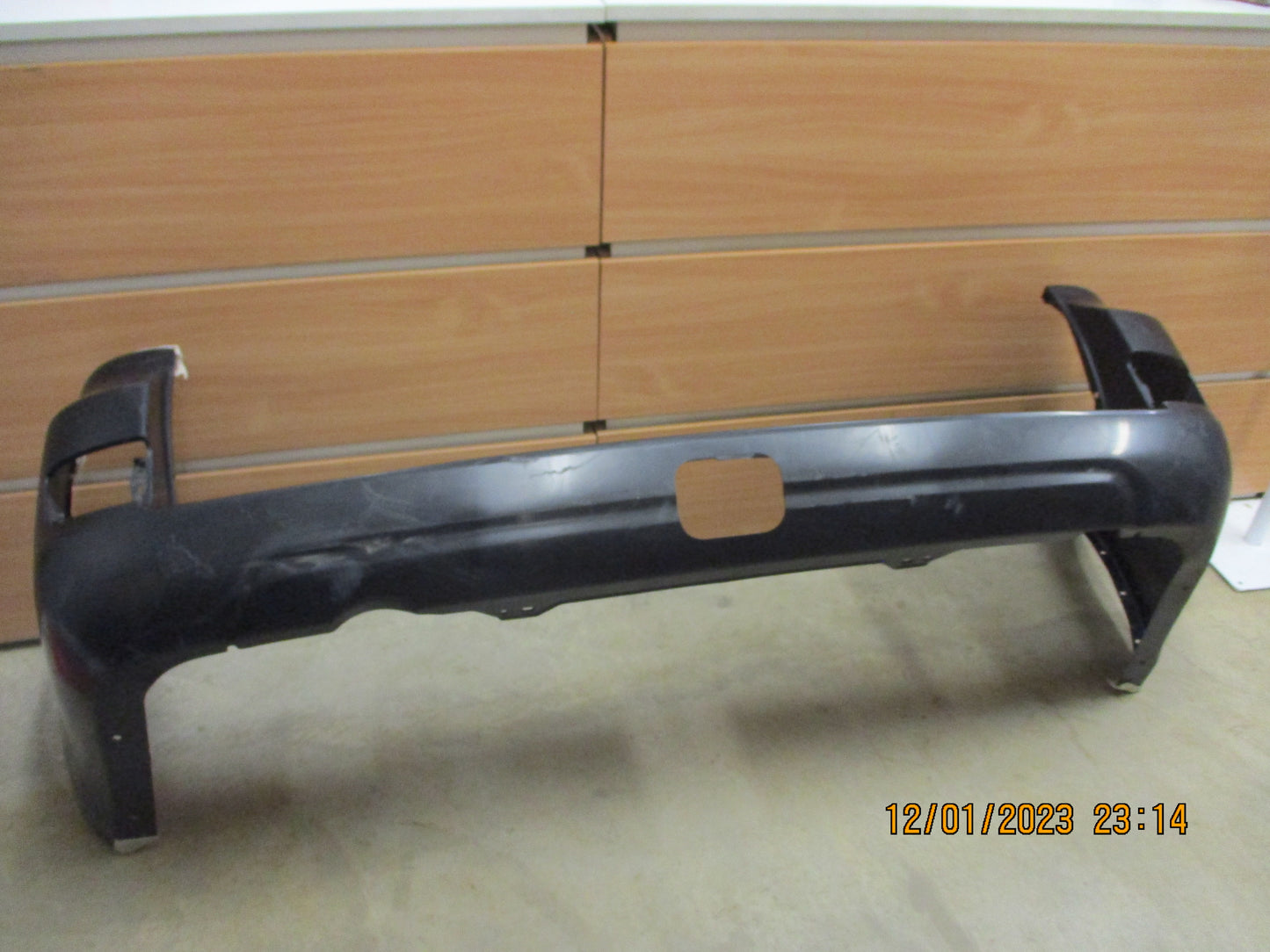 Toyota Landcruiser 200 Series Genuine Rear Bumper Bar Cover New Part
