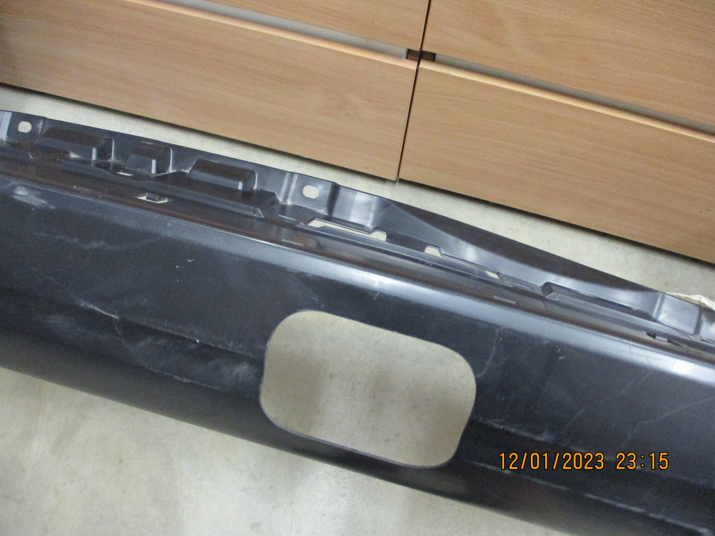 Toyota Landcruiser 200 Series Genuine Rear Bumper Bar Cover New Part