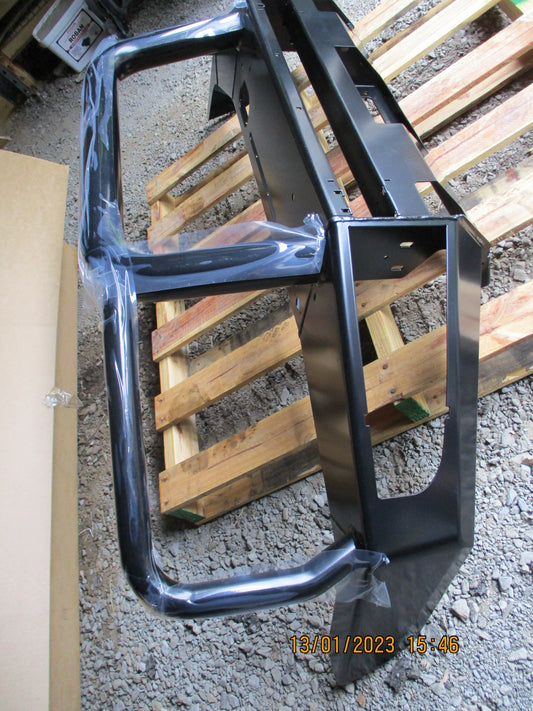 Toyota Landcruiser 70 Series Workmate Genuine Replacement Winch Bull Bar New Part