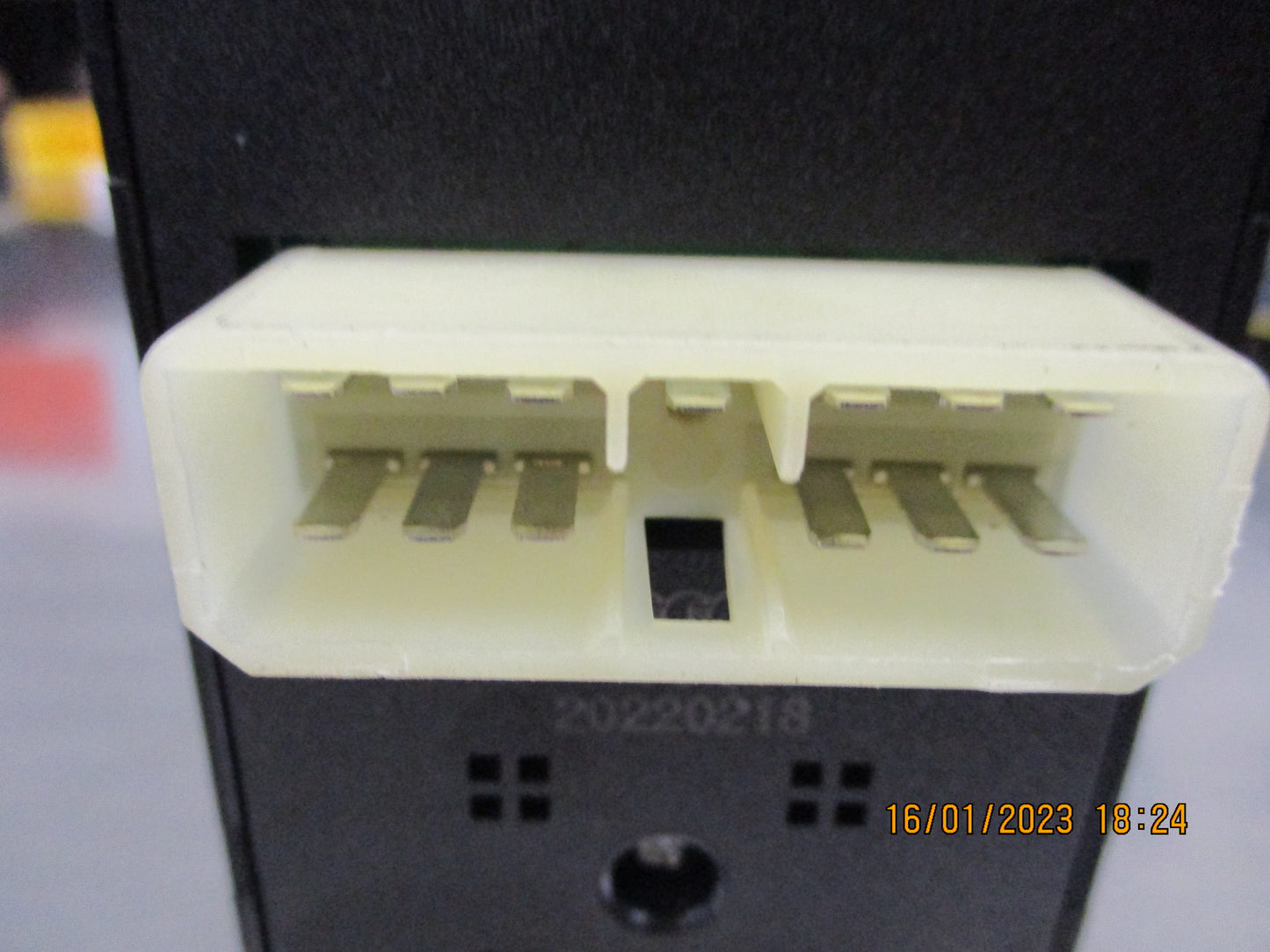 SSS Auto Power Window Master Control Switch Suits Holden VY-VZ Commodore New Part