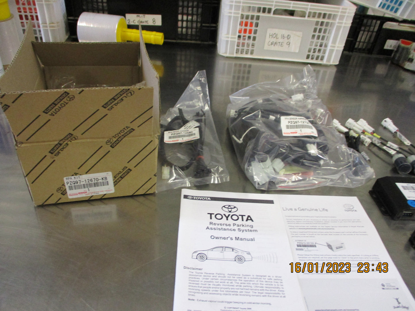 Toyota Corolla Sedan Genuine Rear Parking Assist 4 Head Kit New Part