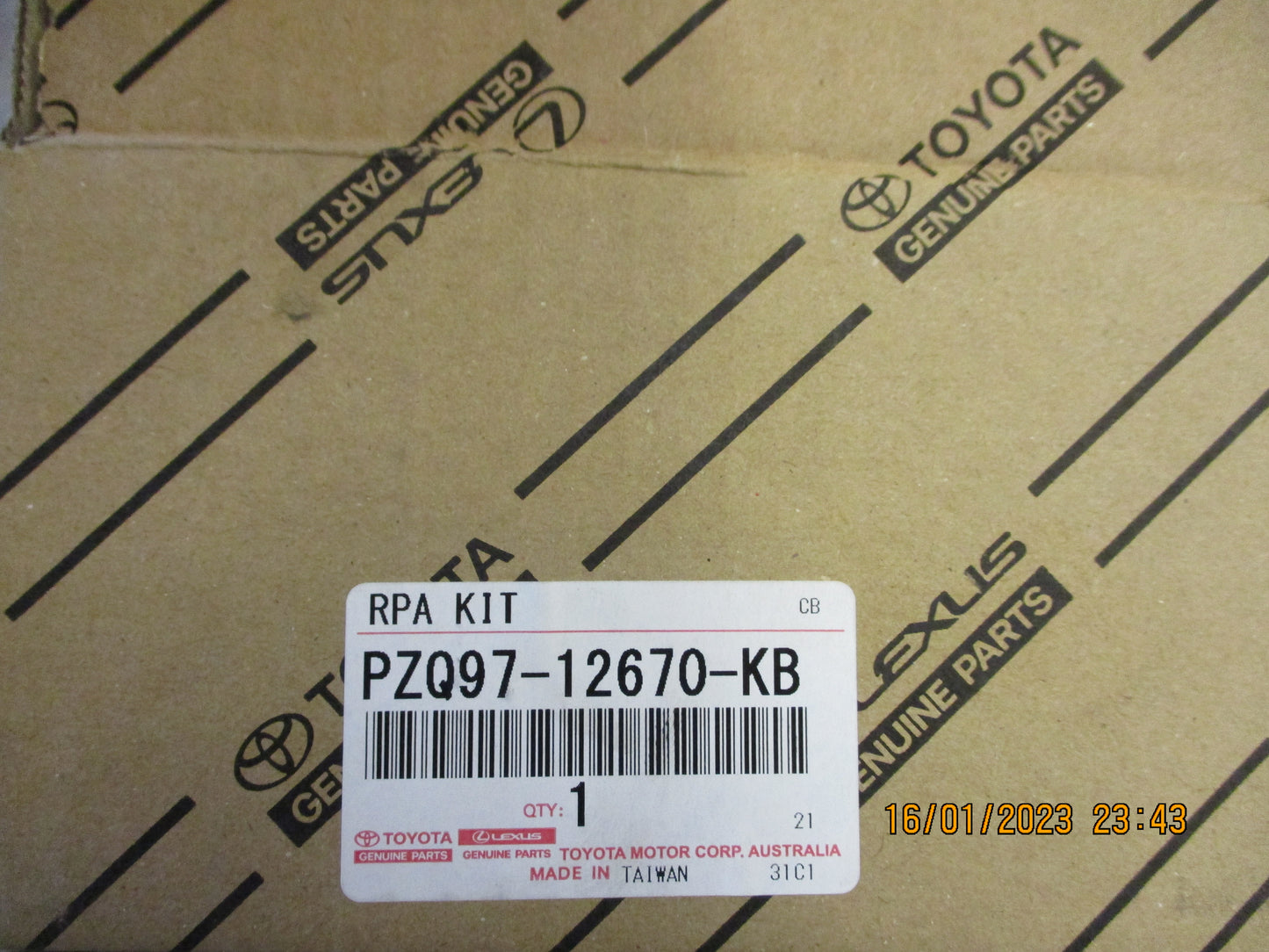 Toyota Corolla Sedan Genuine Rear Parking Assist 4 Head Kit New Part
