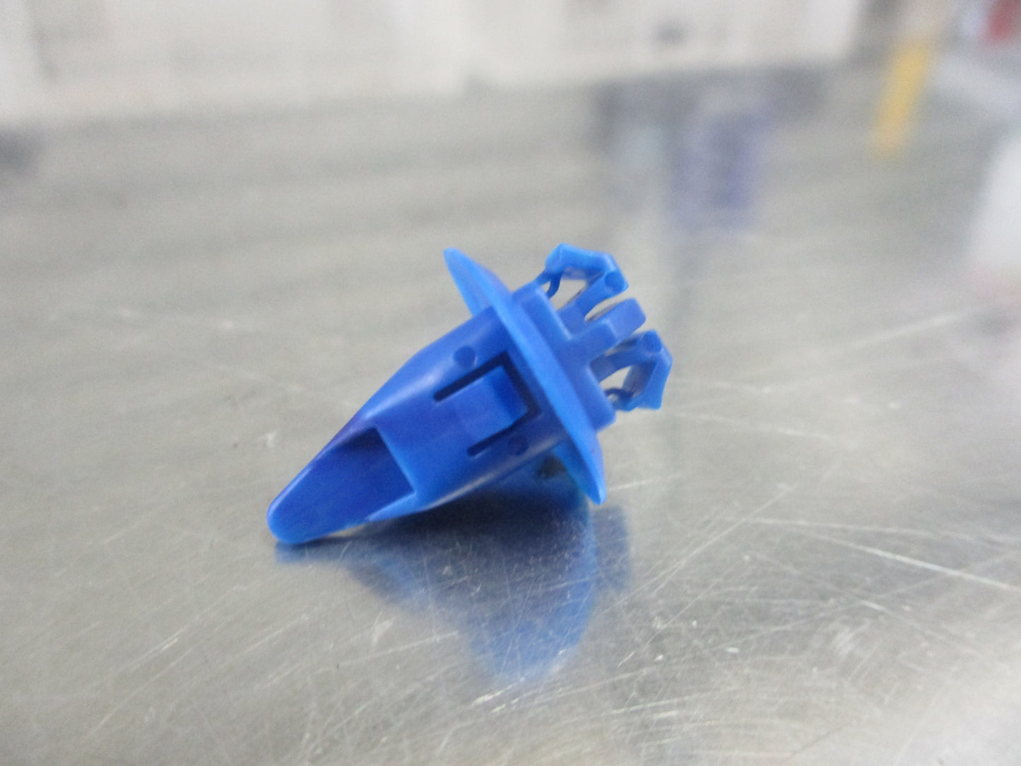 Toyota Hilux/4Runner/Fortuner Genuine Blue Flare Clip New Part