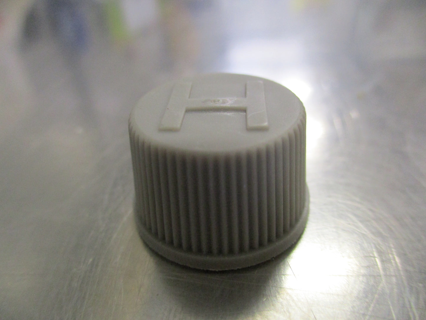 Toyota Hilux/Corolla Genuine Service Valve Cap For Cooler Pipe New Part