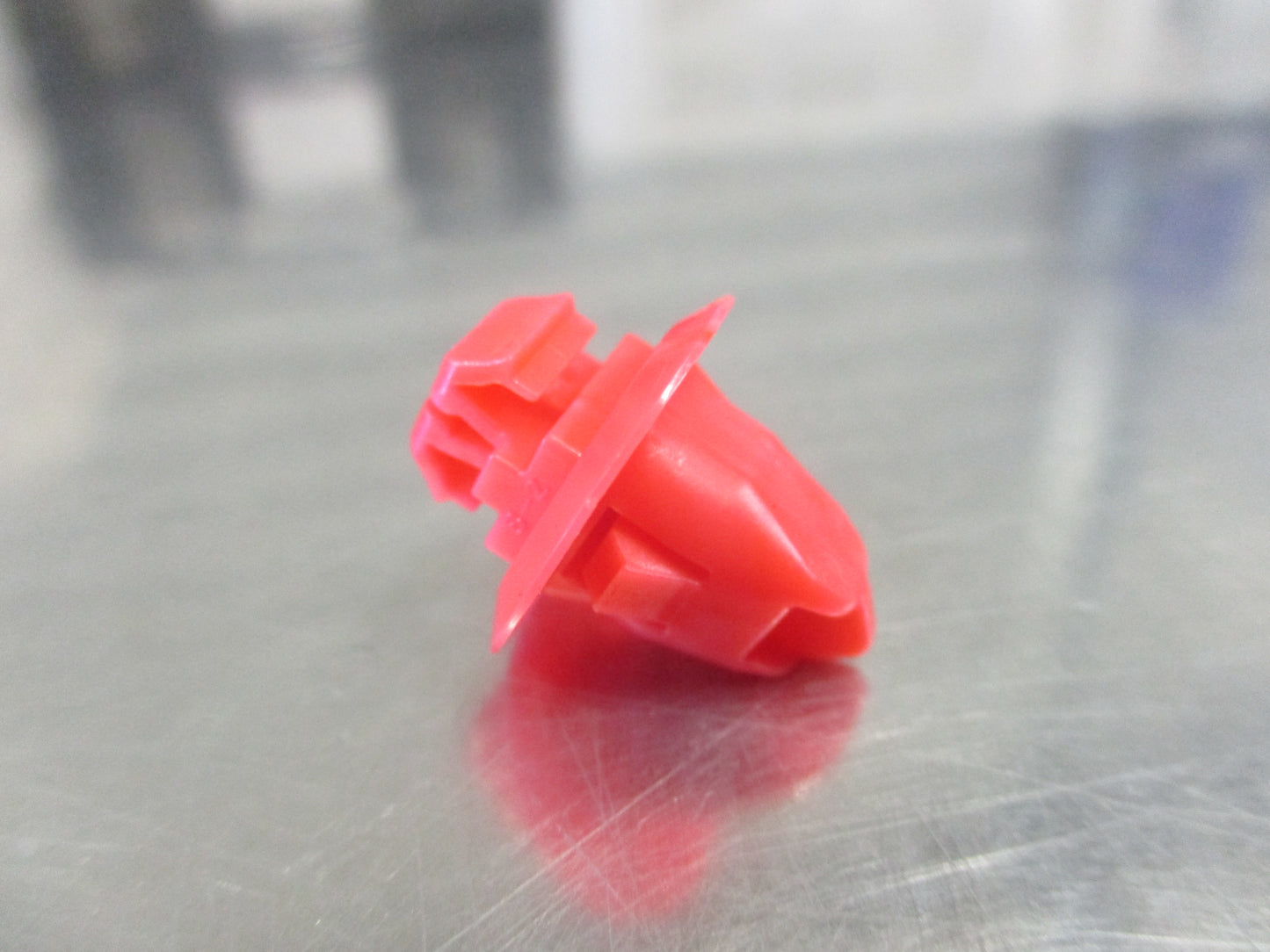 Toyota Hilux/Fortuner/4Runner/Corolla Genuine Outer Number 1 Flare Clip New Part