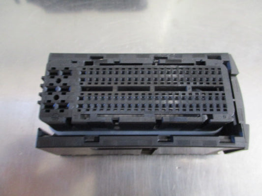 Volkswagen Beetle/Jetta/Passat/Tiguan/Touareg Genuine ECU Connector Housing New Part