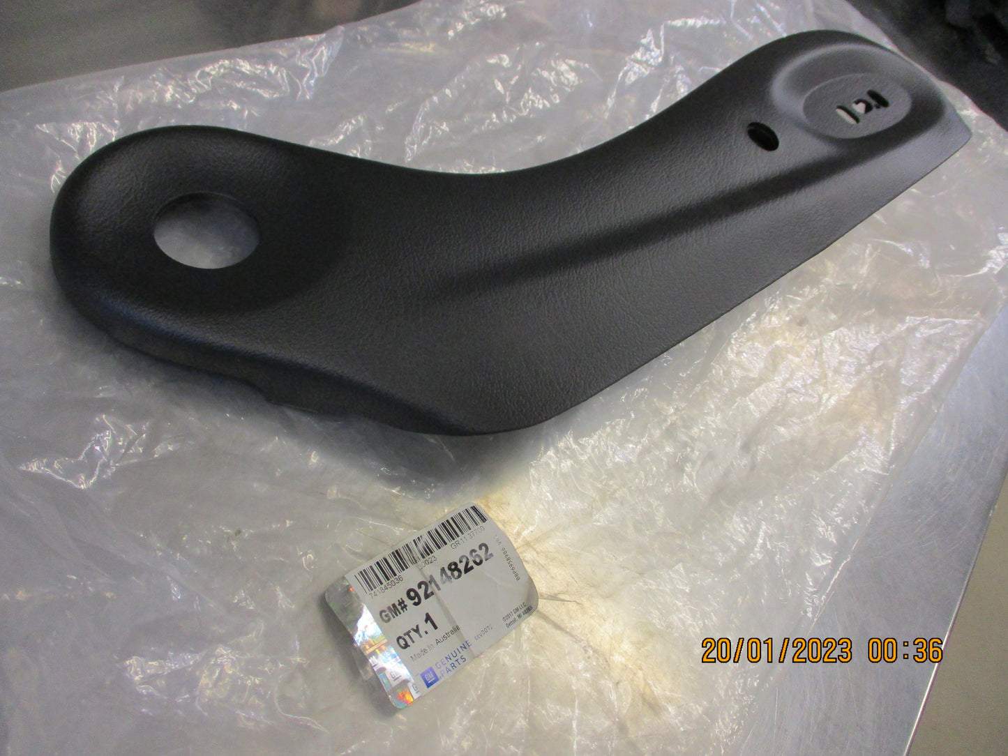 Holden VX-VY-VZ Commodore Genuine Drivers Seat Trim Black New Part
