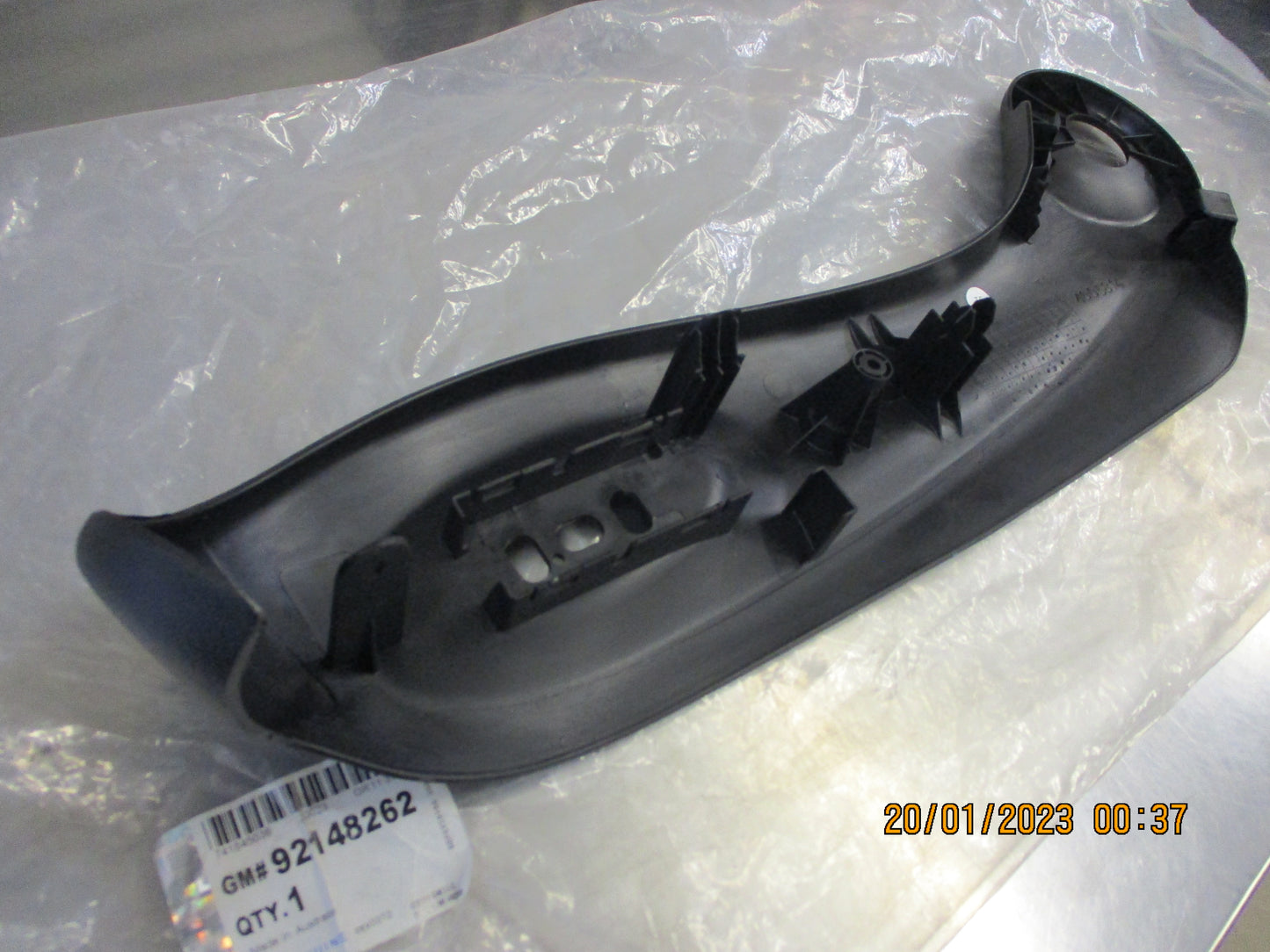 Holden VX-VY-VZ Commodore Genuine Drivers Seat Trim Black New Part