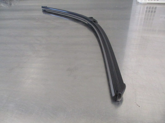 Holden Astra J Genuine 680mm Drivers Wiper Blade New Part