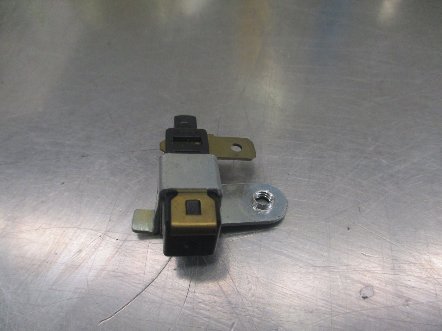 Land Rover Discovery Genuine Land Rover Handbrake Switch New Part