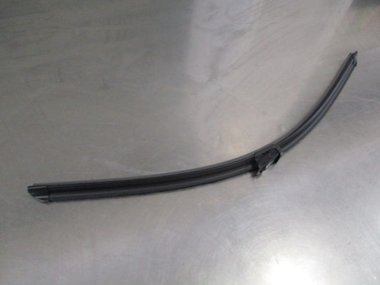 Holden Astra J Genuine 625mm Left Hand Wiper New Part