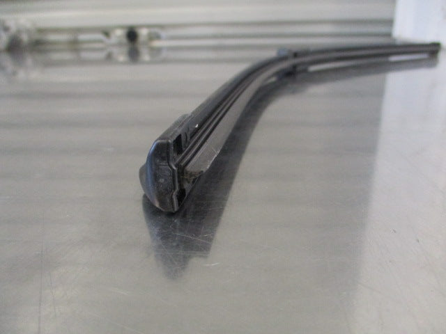 Holden Astra J Genuine 625mm Left Hand Wiper New Part