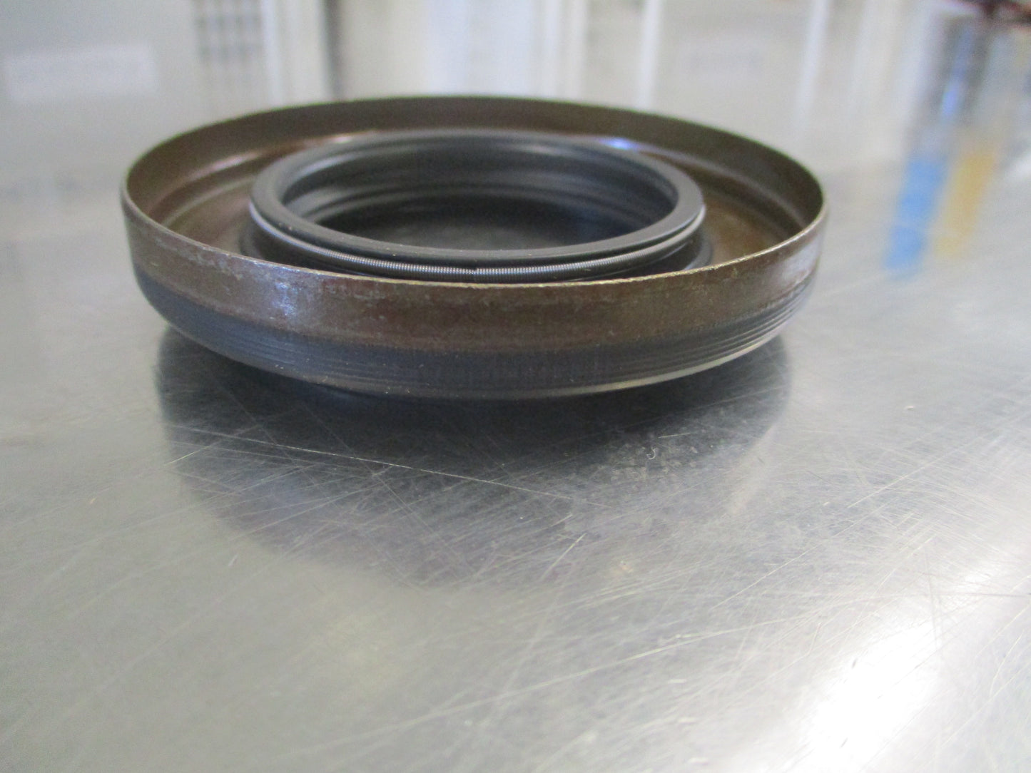 Land Rover Discovery/Range Rover Sport Genuine Front Diff Pinion Seal New Part