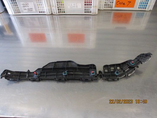Toyota Kluger Genuine Right Hand Rear Bumper Bracket New Part