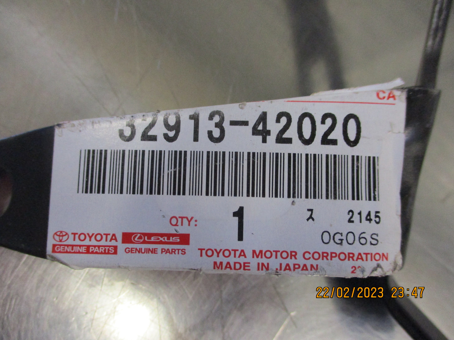 Toyota Rav4 Genuine Front Right Hand Upper Bracket New Part