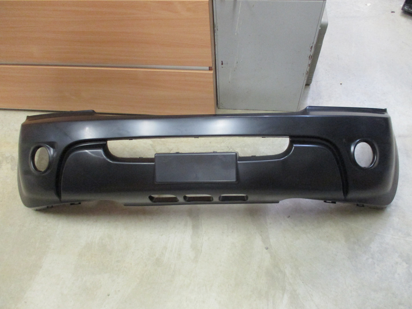Kia Sorento Genuine Front Bumper Bar Cover New Part
