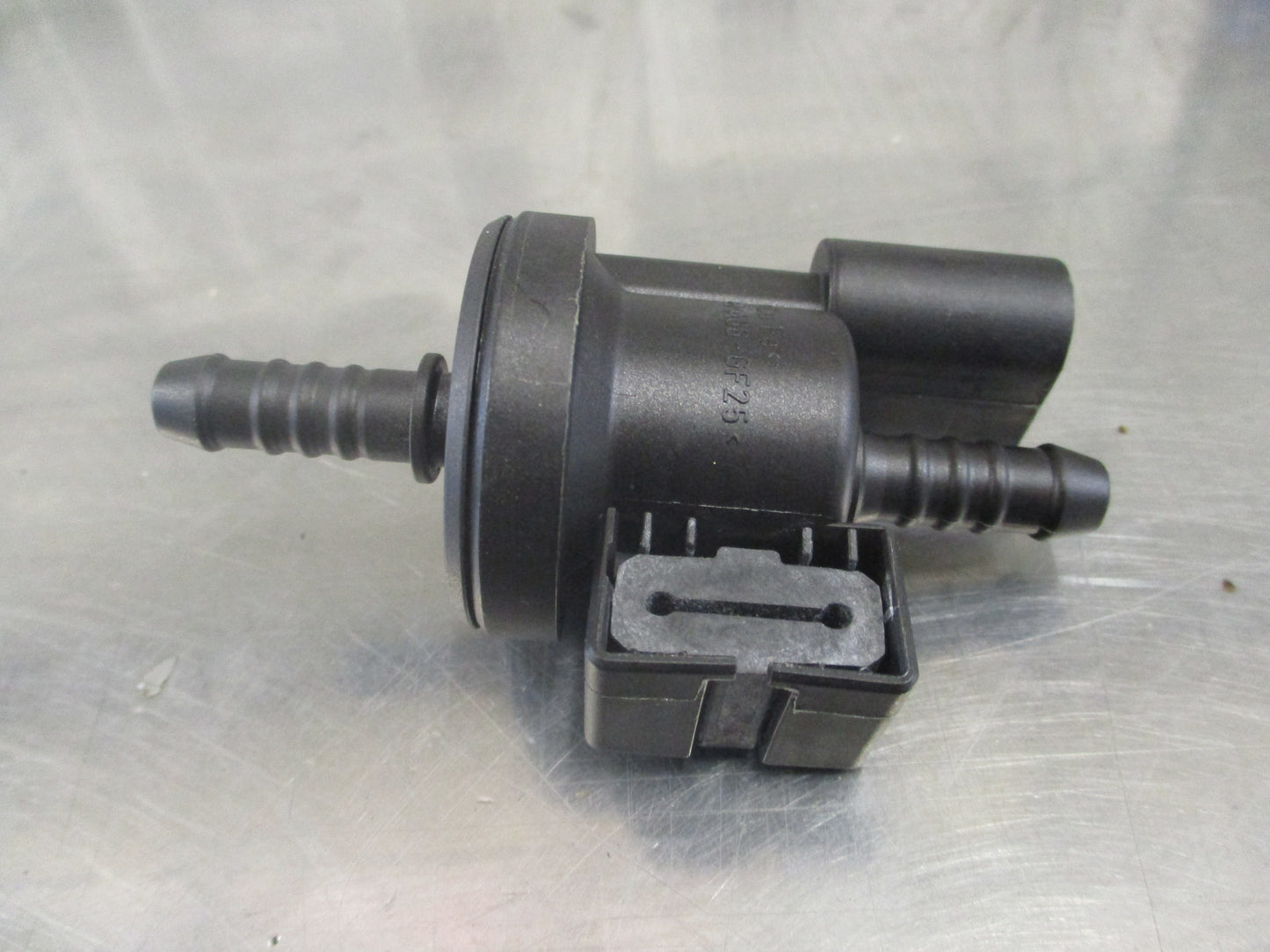 Volkswagen Beetle/GTI/Passat Genuine Fuel Vapor Canister Valve New Part