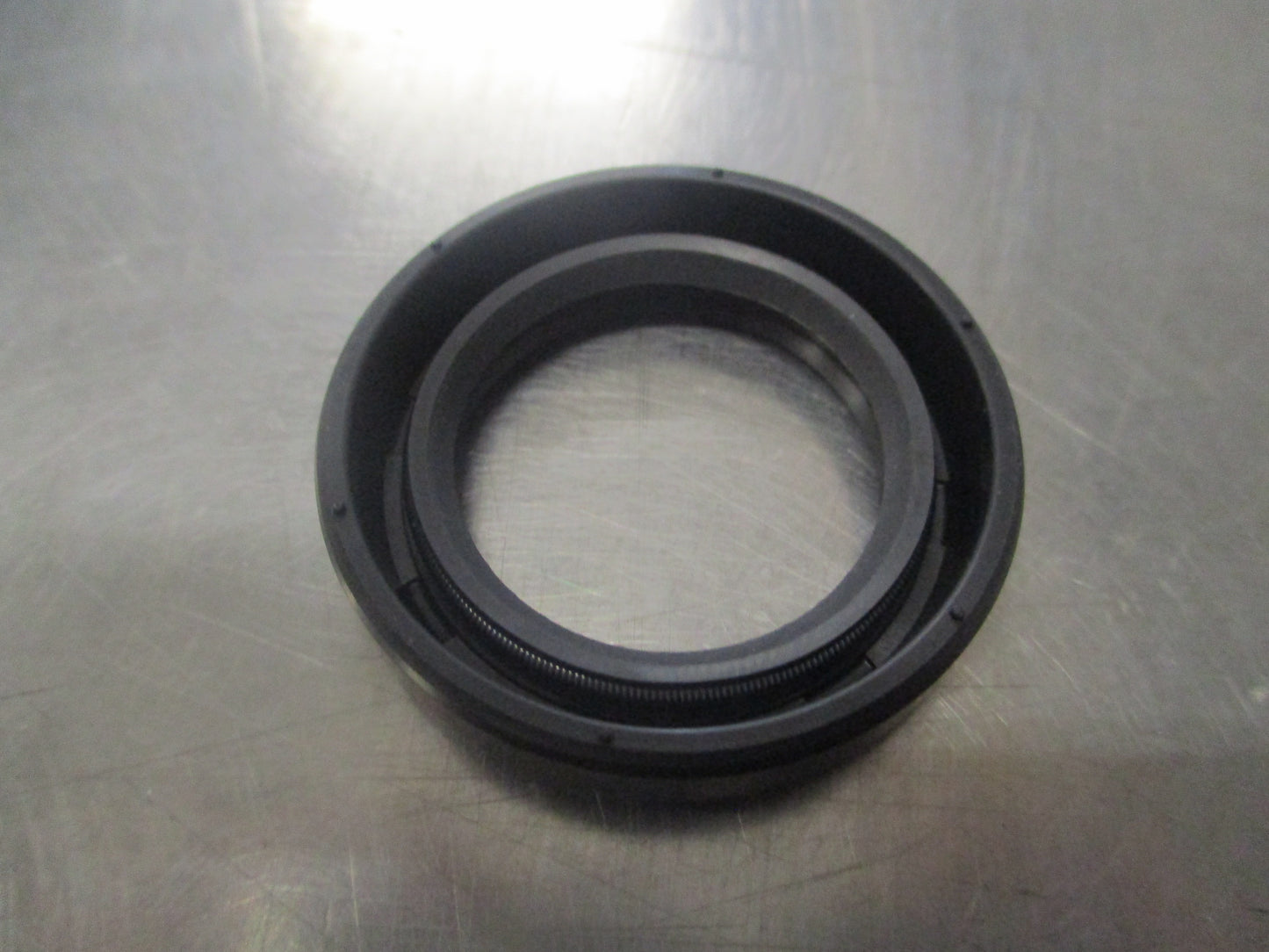 Toyota Celica/Corolla/Echo Genuine Oil Seal New Part