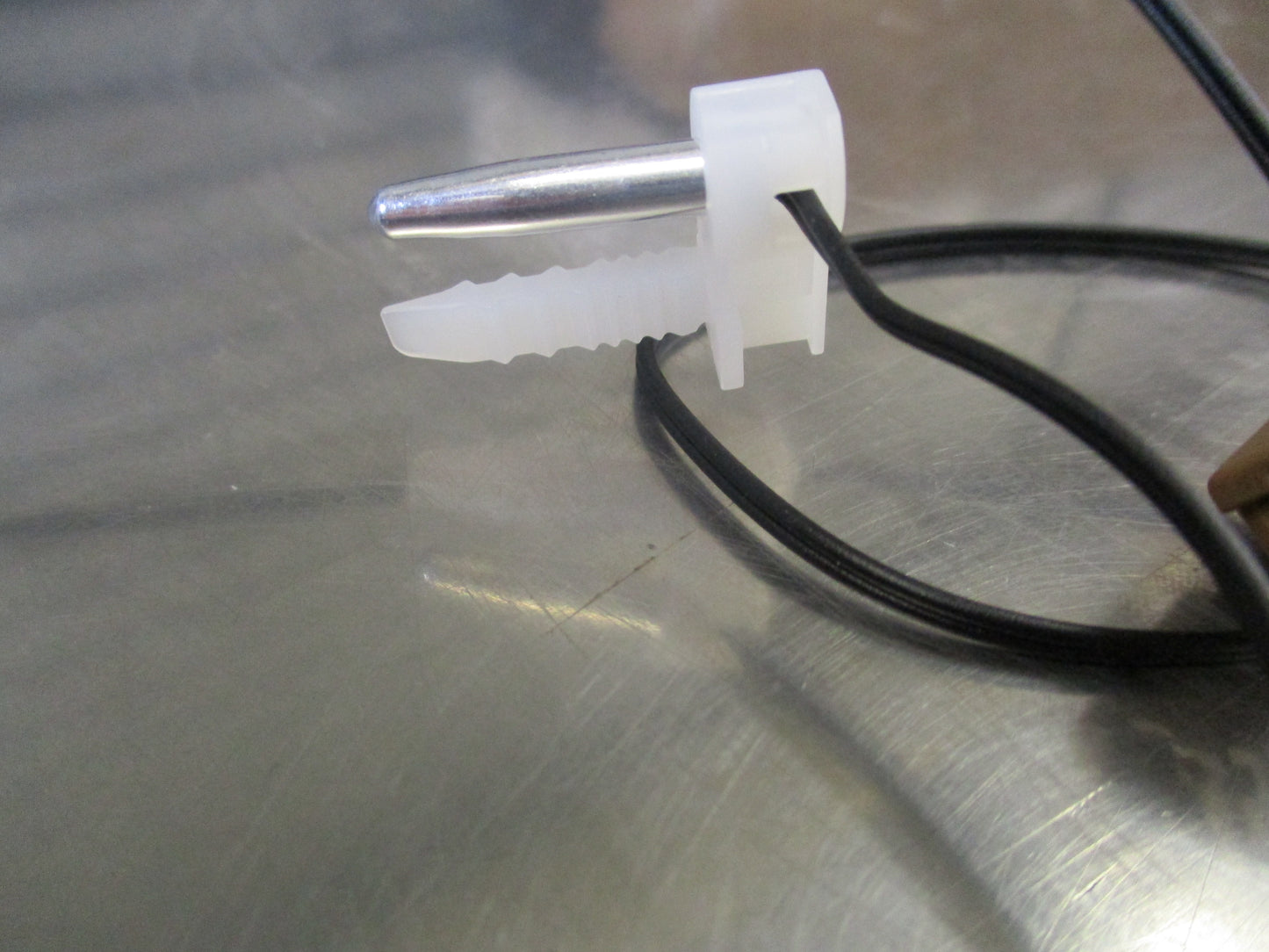 Subaru Impreza/WRX/Forester Genuine Thermostat Temperature Sensor New Part