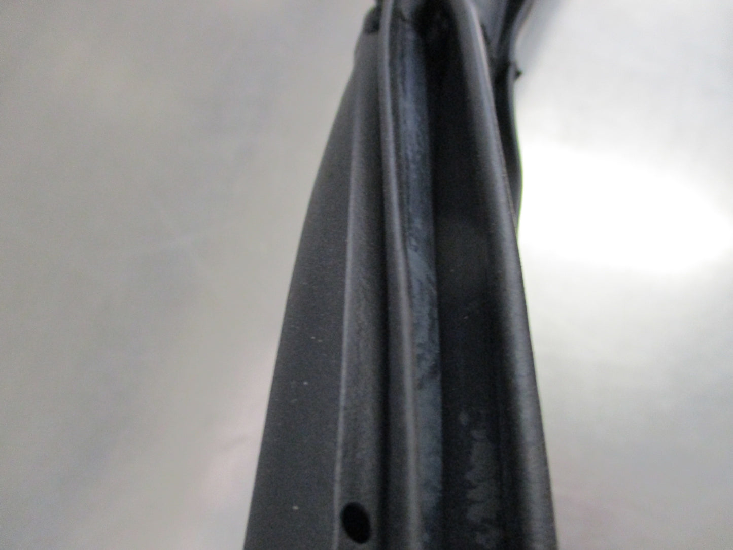 Holden Cruze Genuine On Body Weatherstrip Front Door New Part