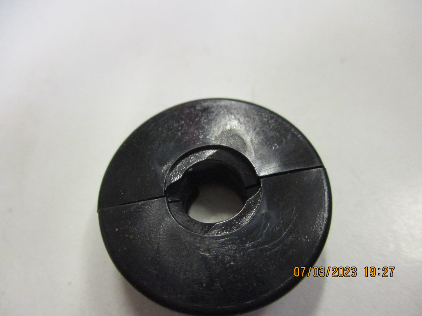 Nissan Patrol GQ-Y60 GU Y61 Genuine Jack Nut Cover Clip New Part