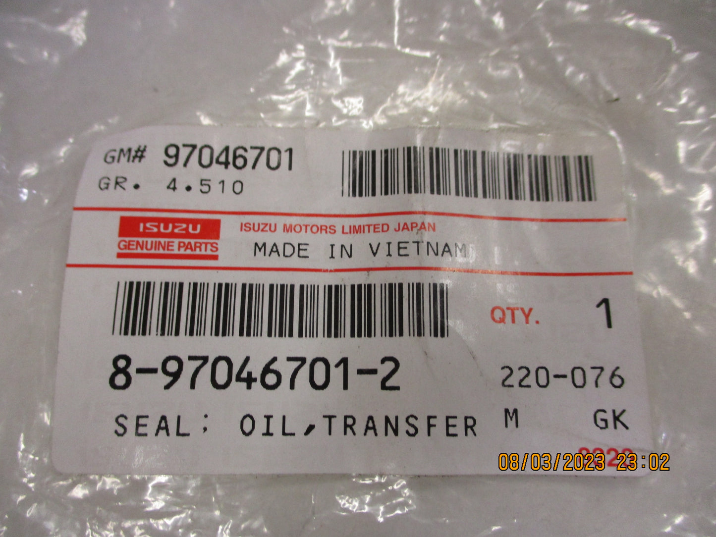 Isuzu TFS16 4ZD1 Genuine Transfer Case Oil Seal New Part