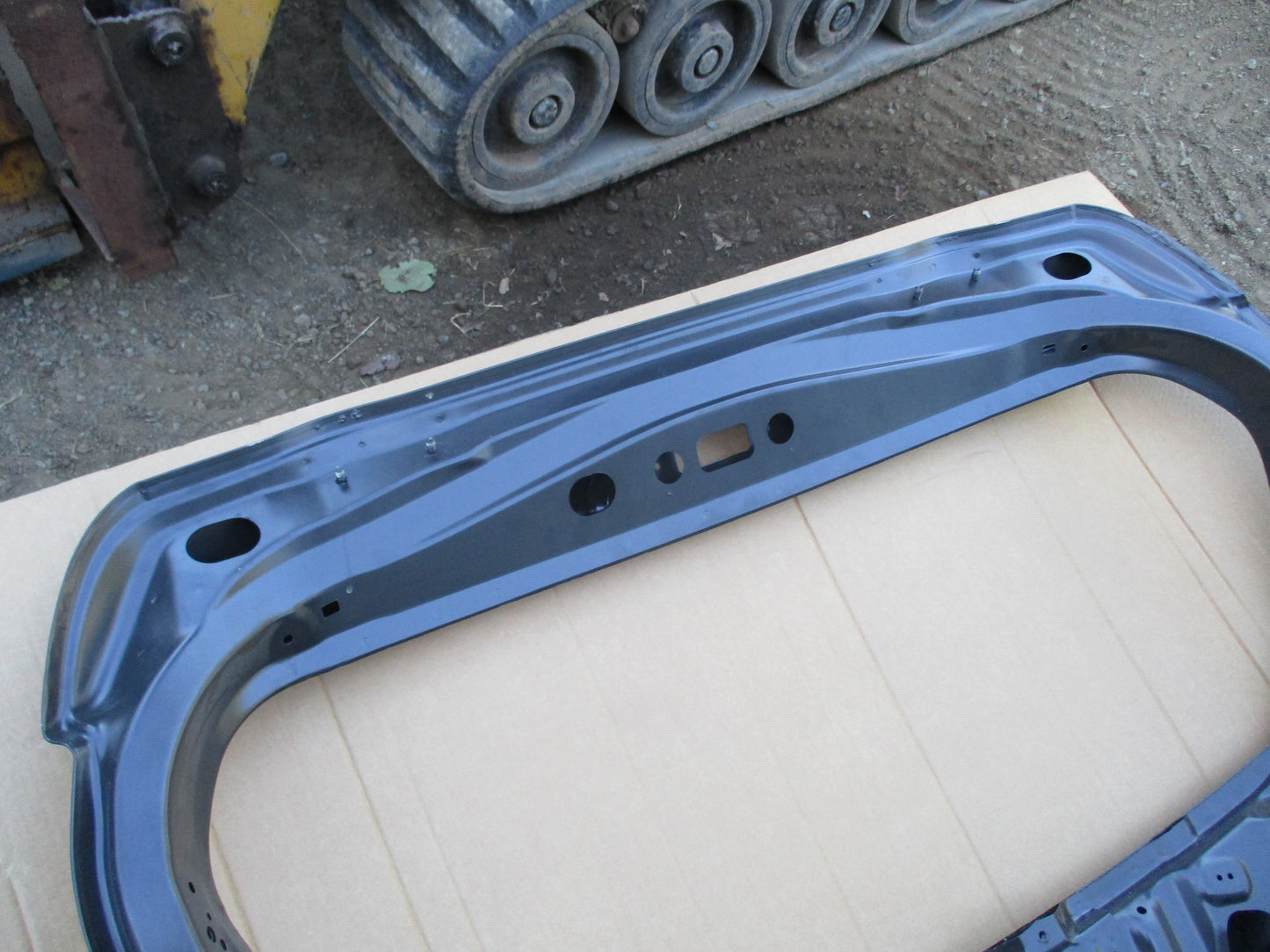 Nissan F15 Juke Genuine Rear Liftgate Tailgate New Part