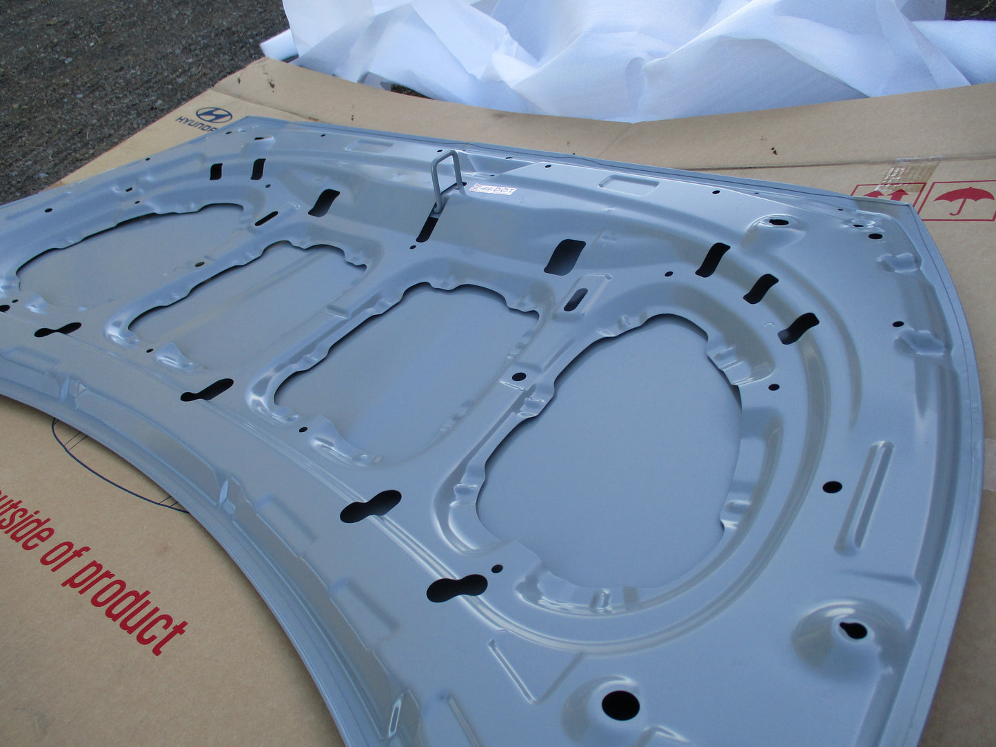 Hyundai Accent Genuine Bonnet Assembly Panel New Part