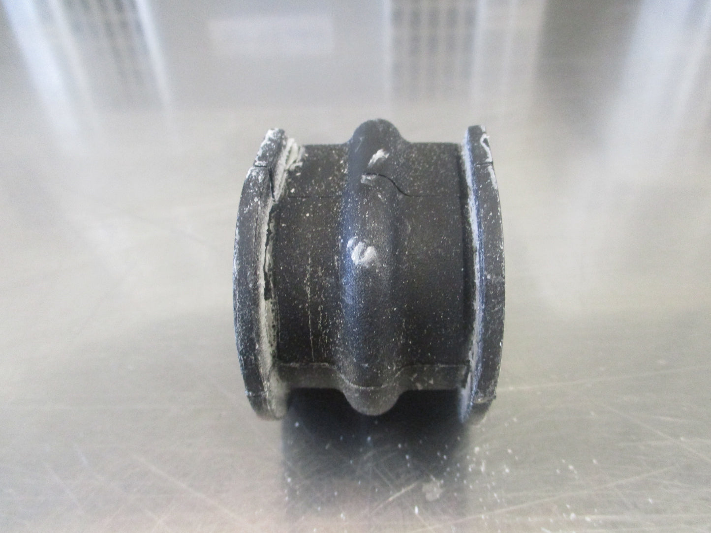Nissan X-Trail/Qashqai Genuine Rear Stabilizer Bush New Part