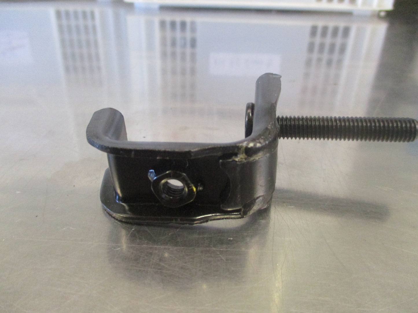 Nissan D22 Navara Genuine Front Bumper Bracket New Part