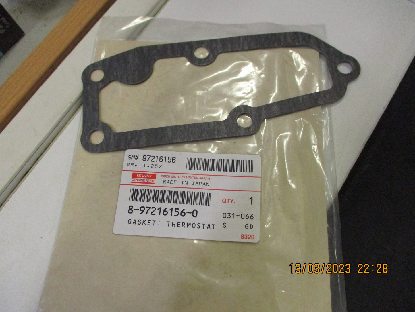 Isuzu NKR77 4JH1 Genuine Thermostat Base Gasket New Part