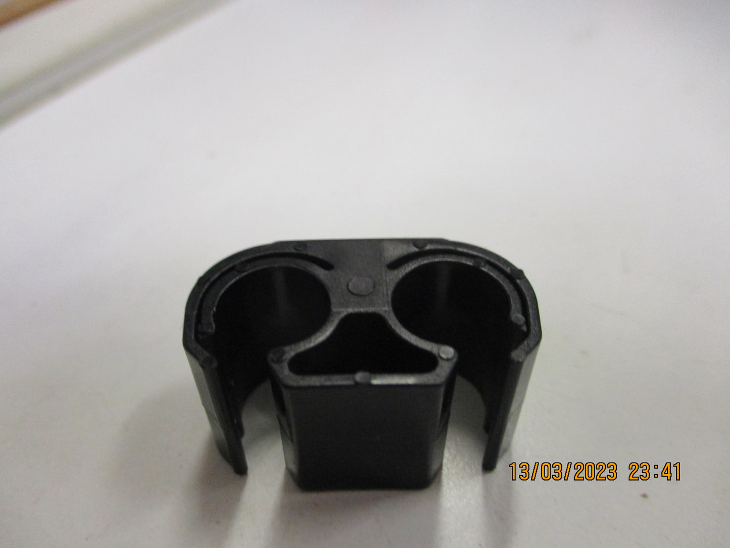 Holden RGF Colorado Genuine Auto Trans Pipe Clip New Part