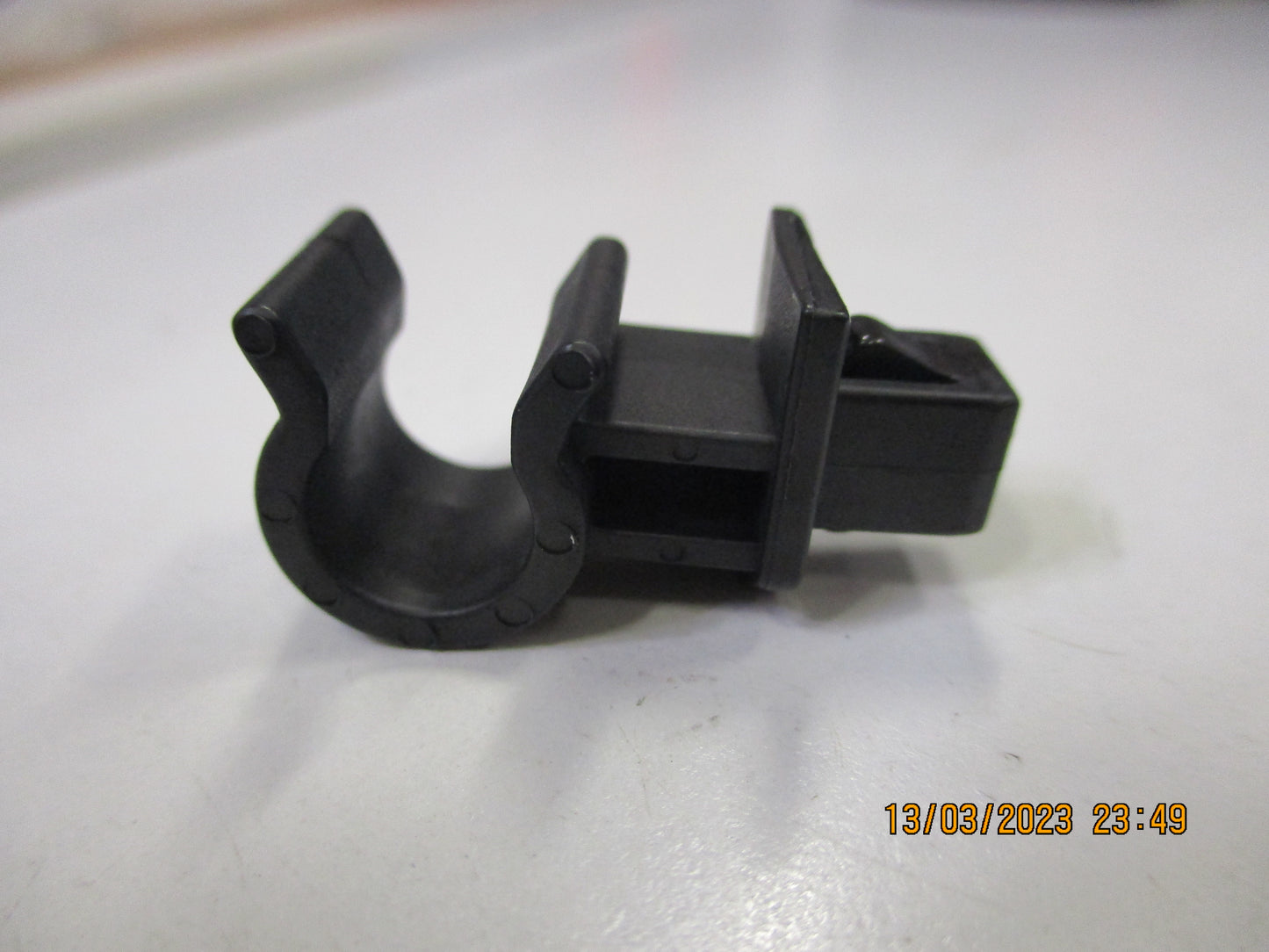 Nissan Skyline GT-R/GTS R33 Genuine Bonnet Rod Retainer Clip New Part