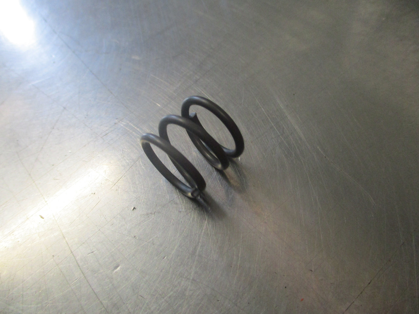 Nissan Sentra/Versa/Cube Genuine Anti Shoe Rattle Spring New Part
