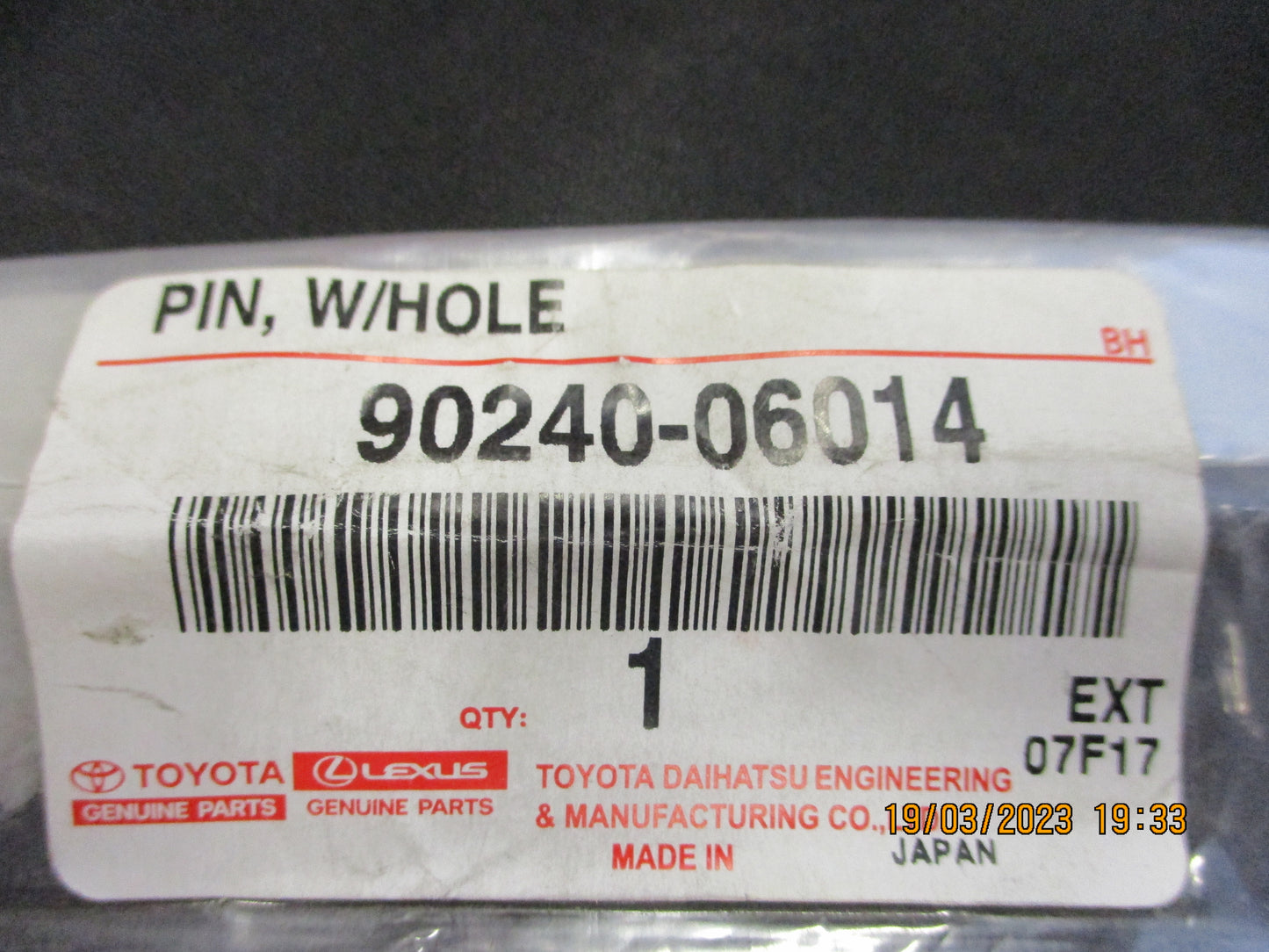 Toyota Landcruiser/Hilux/4Runner Genuine Rear Disc Brake Cylinder Pin Slide New Part