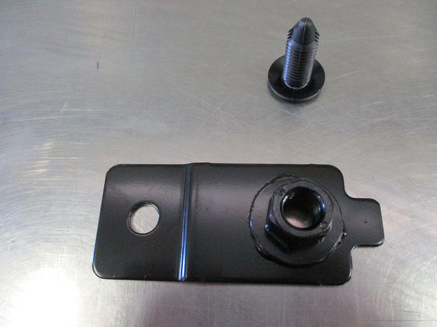 Holden WM Statesman Genuine Lower Control Arm Bracket New Part