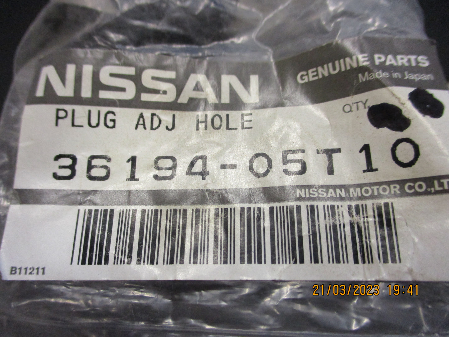 Nissan GQ-GU Patrol Genuine Handbrake Drum Grommet New Part
