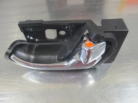 Holden Trailblazer Genuine Drivers Rear Inside Door Latch 2013-2017 New Part