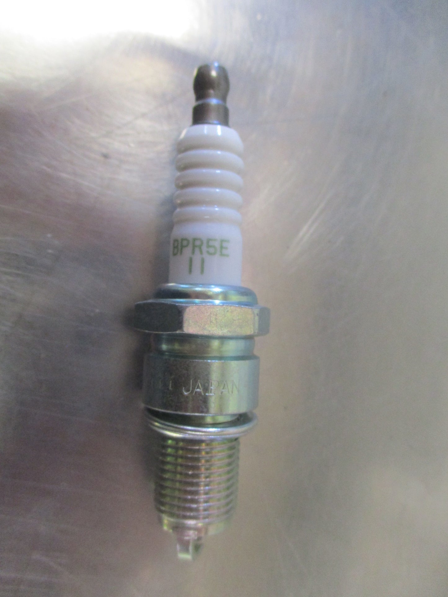 Nissan Y61 GU Patrol Genuine Spark Plug New Part