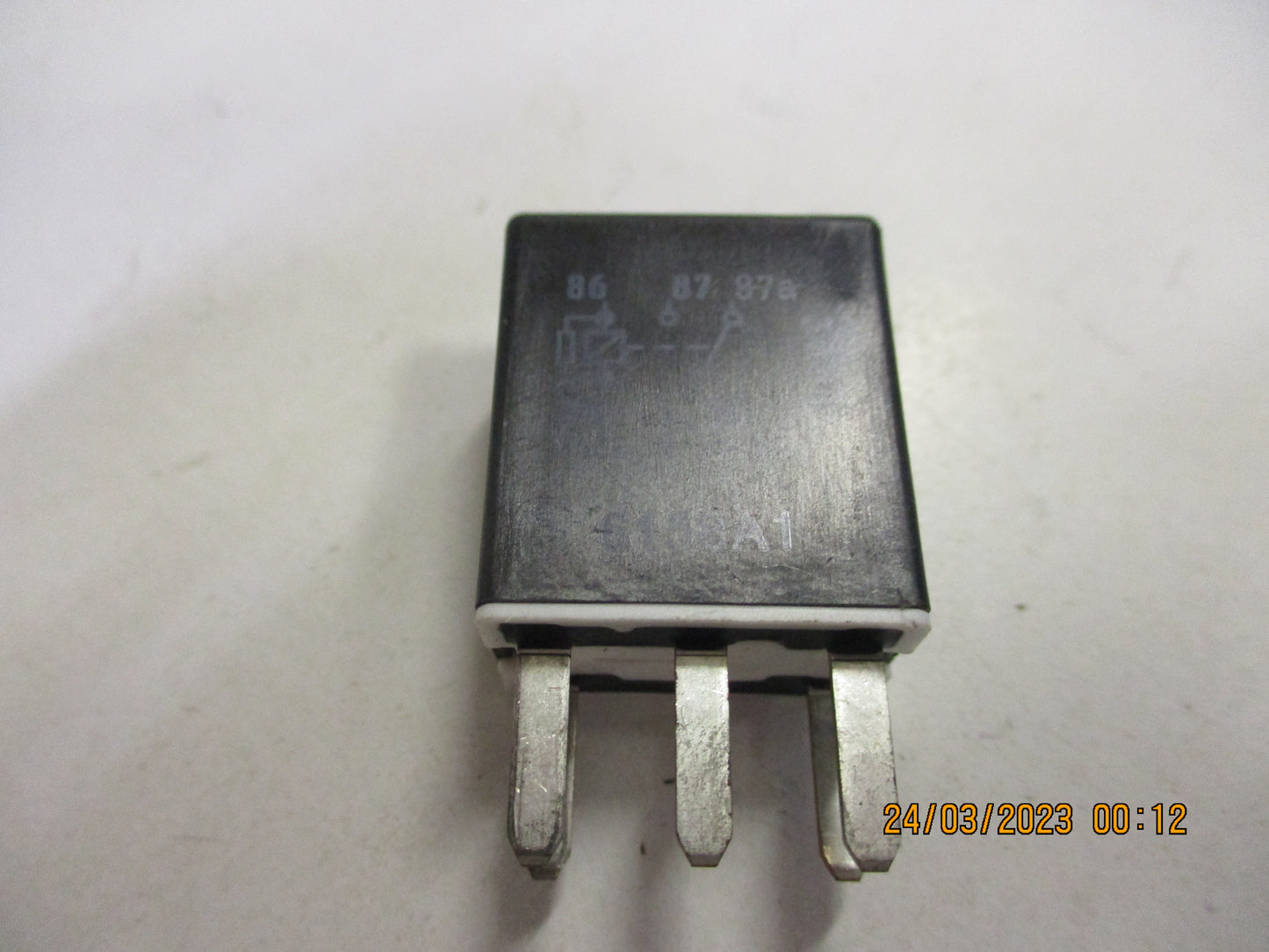Holden Genuine Windscreen Wiper Motor Relay New Part
