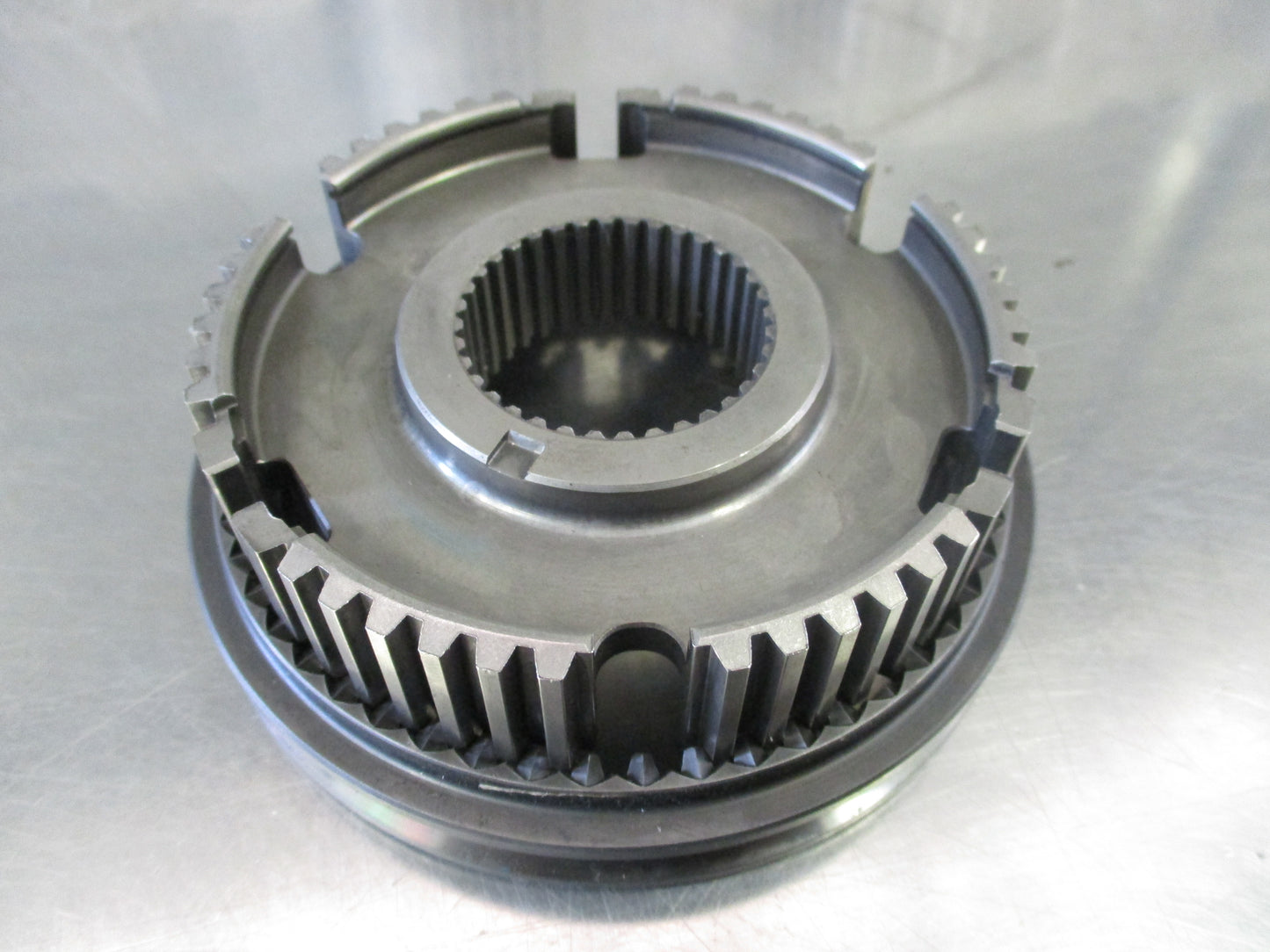 Nissan D40 Navara/350Z/370Z Genuine Reverse Hub And Sleeve Set New Part