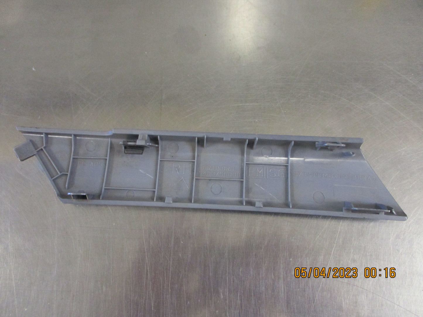 Subaru Forester Genuine Right Hand Front Door Handle Cover Trim Used Part